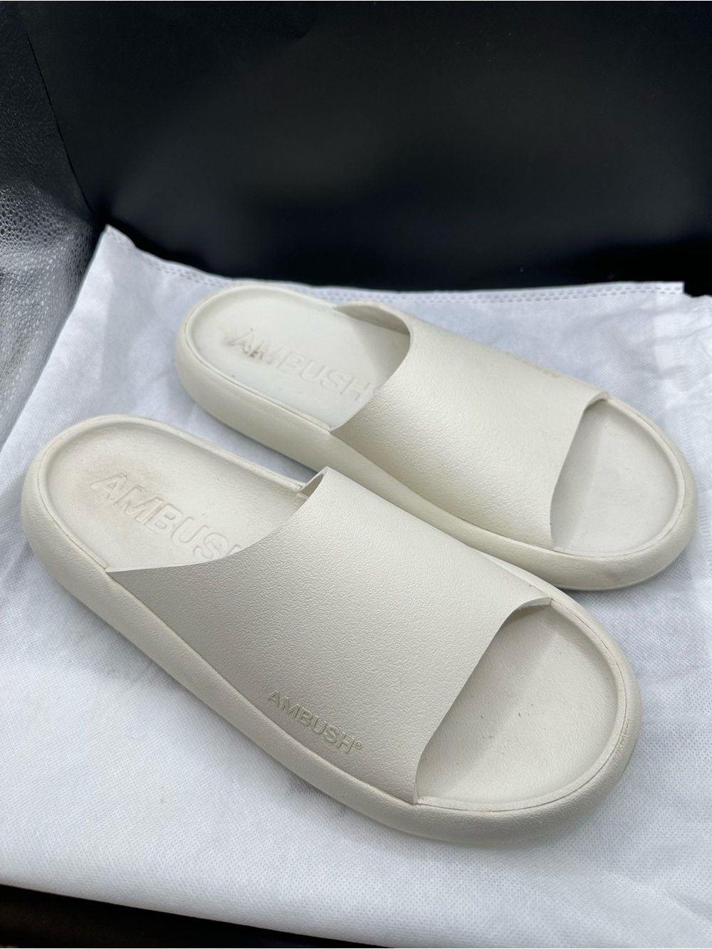 AMBUSH Cream Slide Sandals EU42